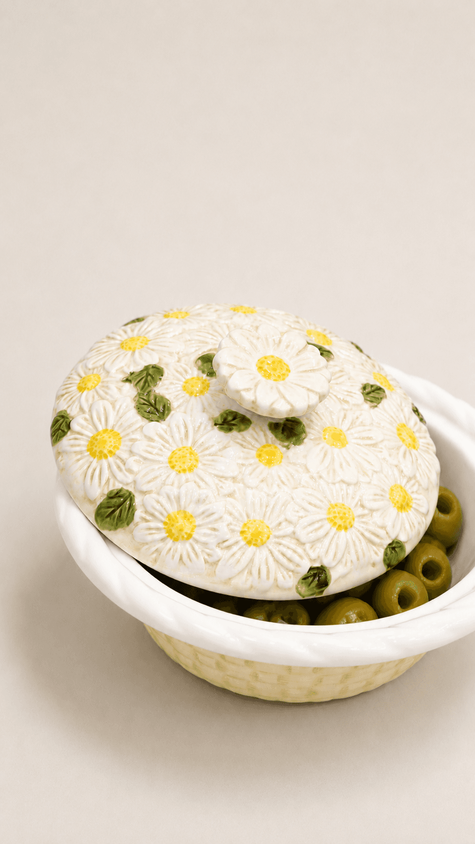 Daisy Basket Ceramic Bowl with Lid