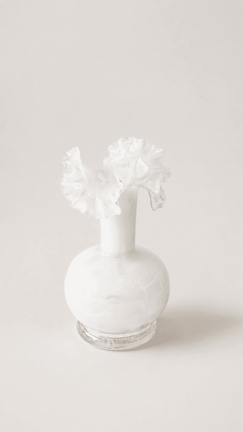 Soft White Frill Glass Vase