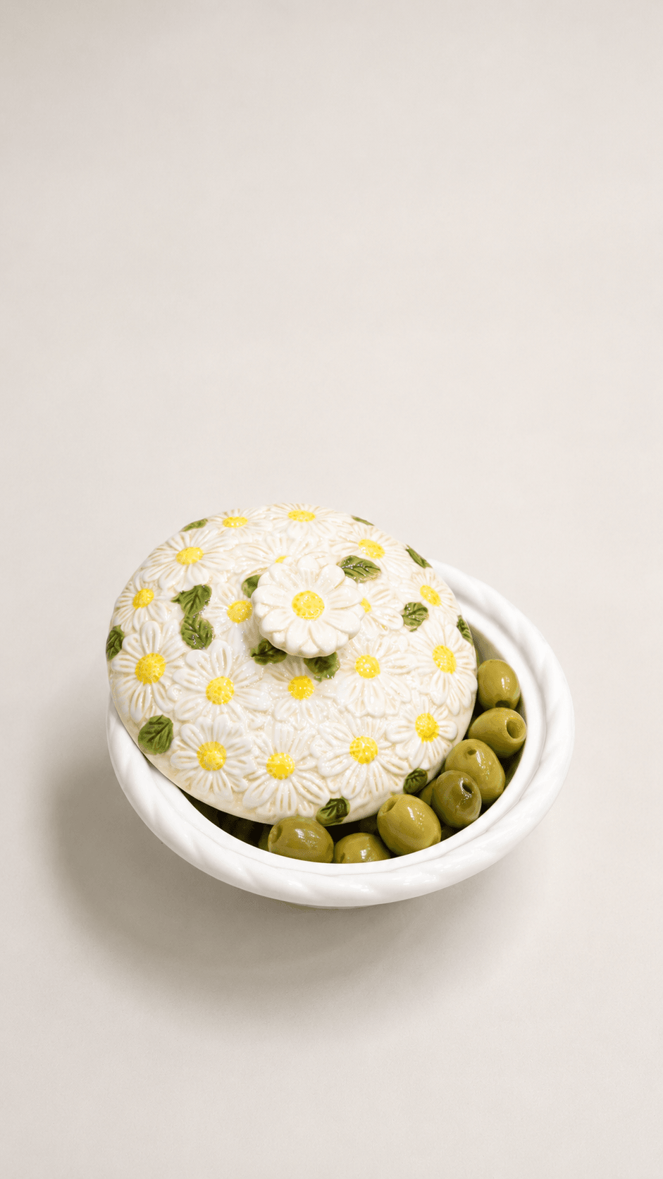 Daisy Basket Ceramic Bowl with Lid