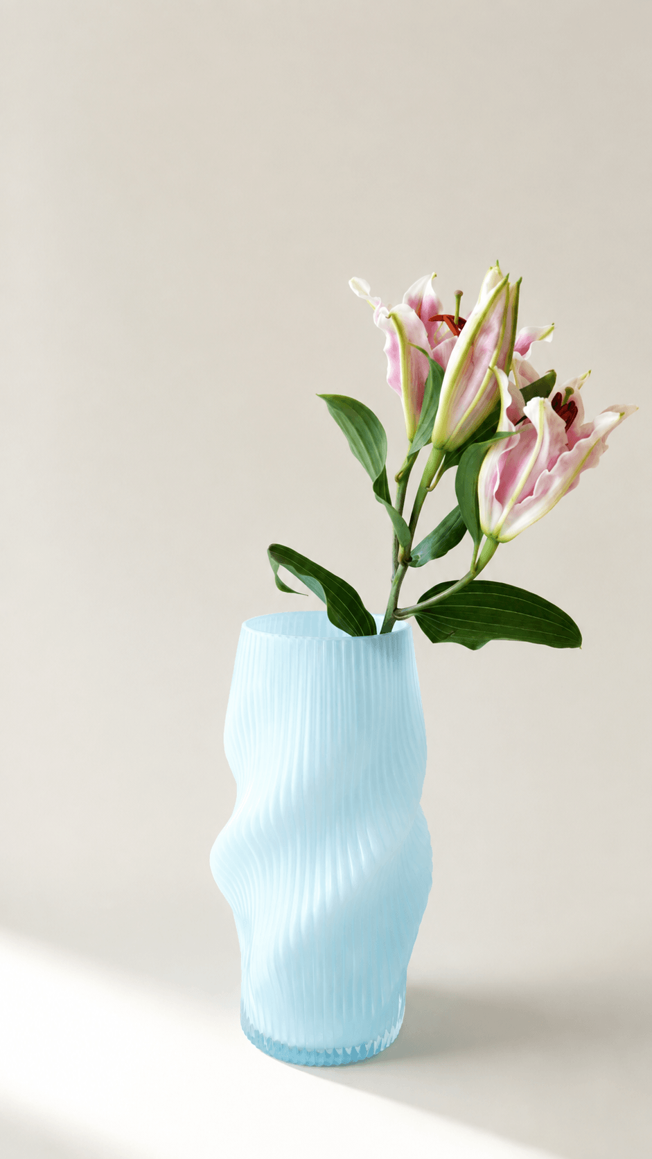 Large Sky Ripple Glass Vase