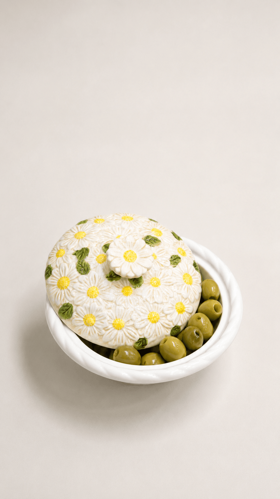 Daisy Basket Ceramic Bowl with Lid